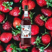 Load image into Gallery viewer, Giffard Syrup Strawberry
